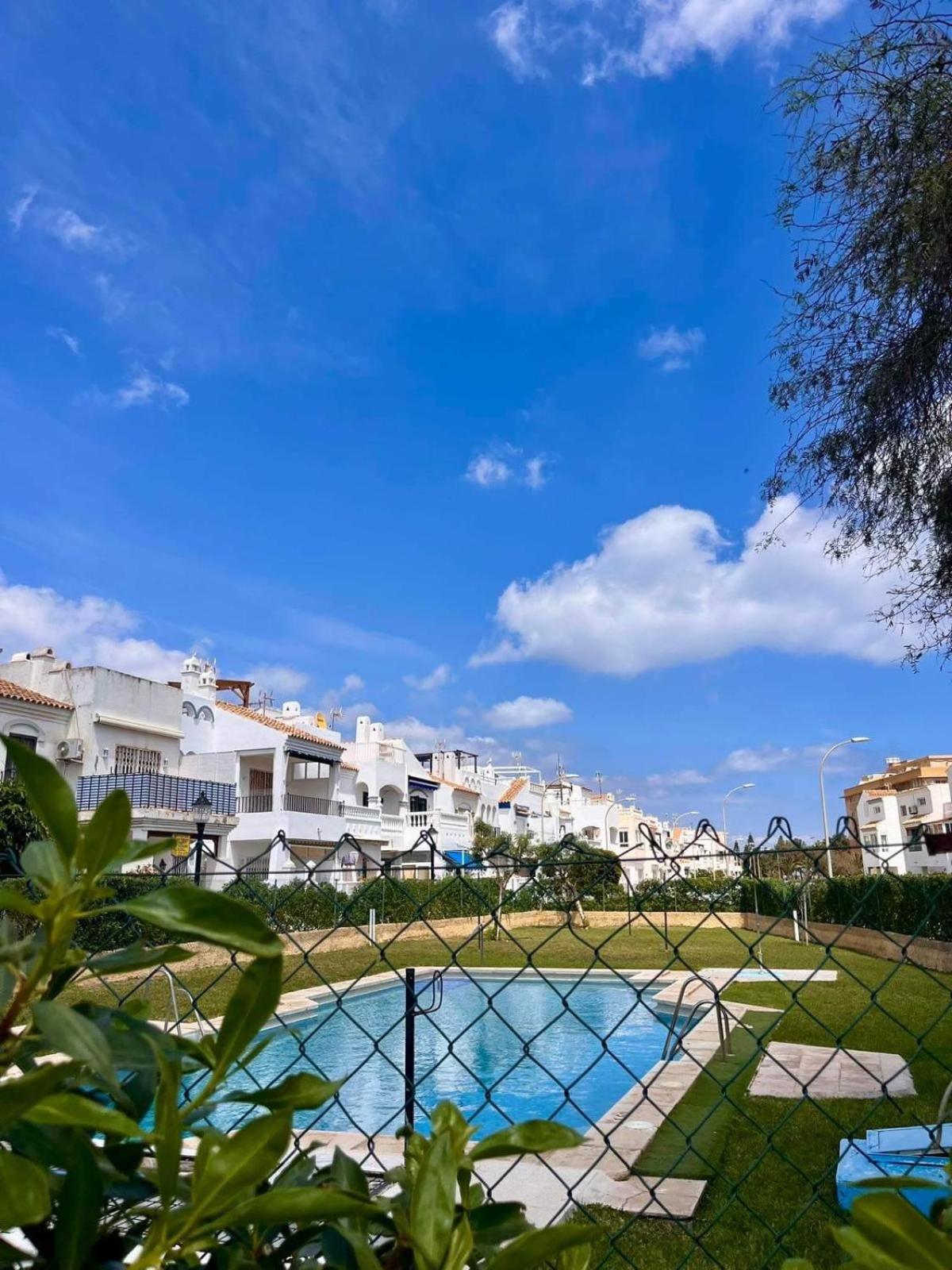 Vista Puerto 180 Apartment Roquetas de Mar Luaran gambar